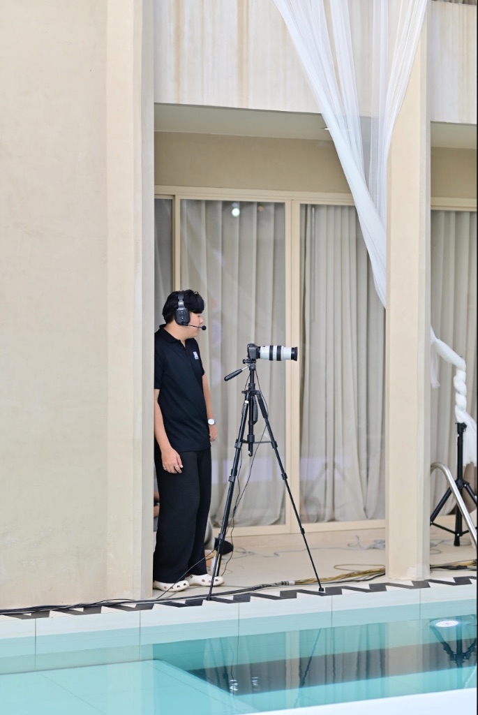 Director coordinating multi-angle shoot